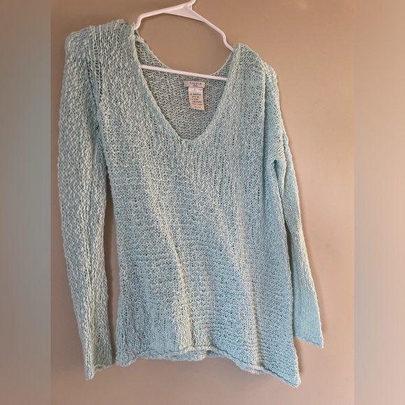 Talula Asymmetrical Soft Knit V-Neck knit Sweater in Light Blue XS NWOT - Picture 5 of 8